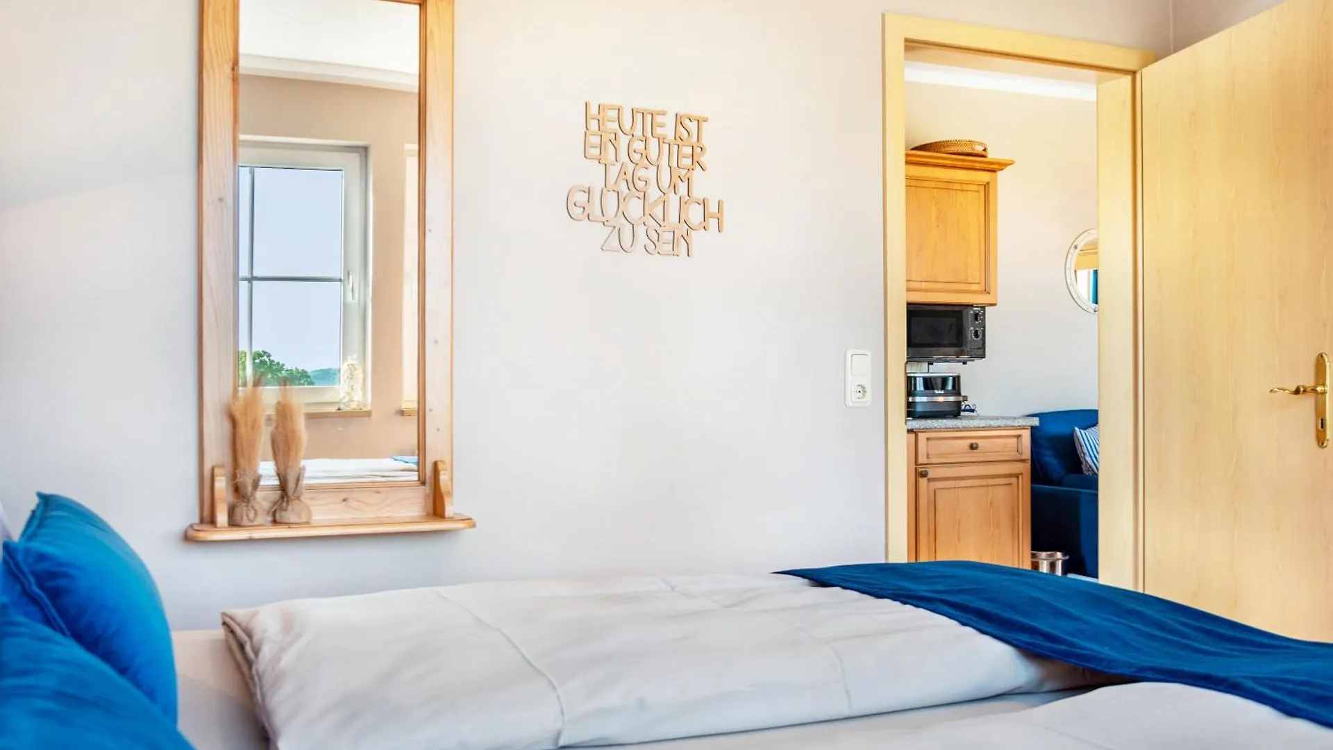 Daire Seeblicksuiten - Suite Seelixir Spalt Almanya